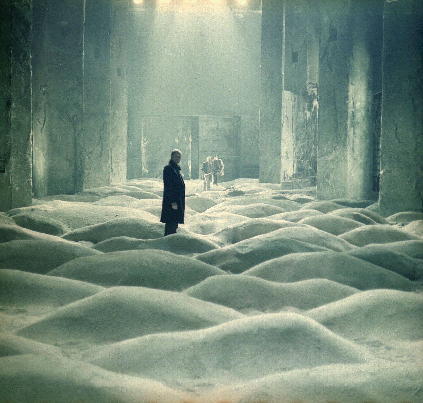 The Room Unsundered: Divine Withdrawal, Mystery, and the Paradox of Knowing