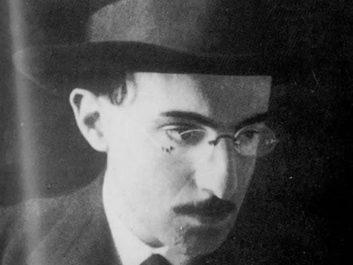 Sun as Hyleg and the Death of Pessoa